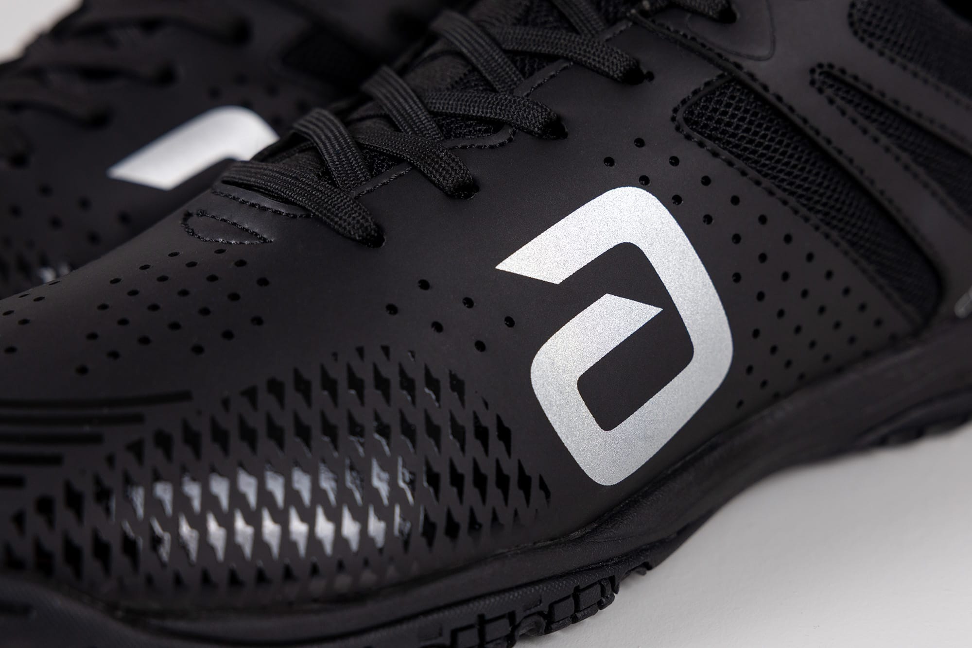 andro Schuh Cross Step Pro schwarz/silber