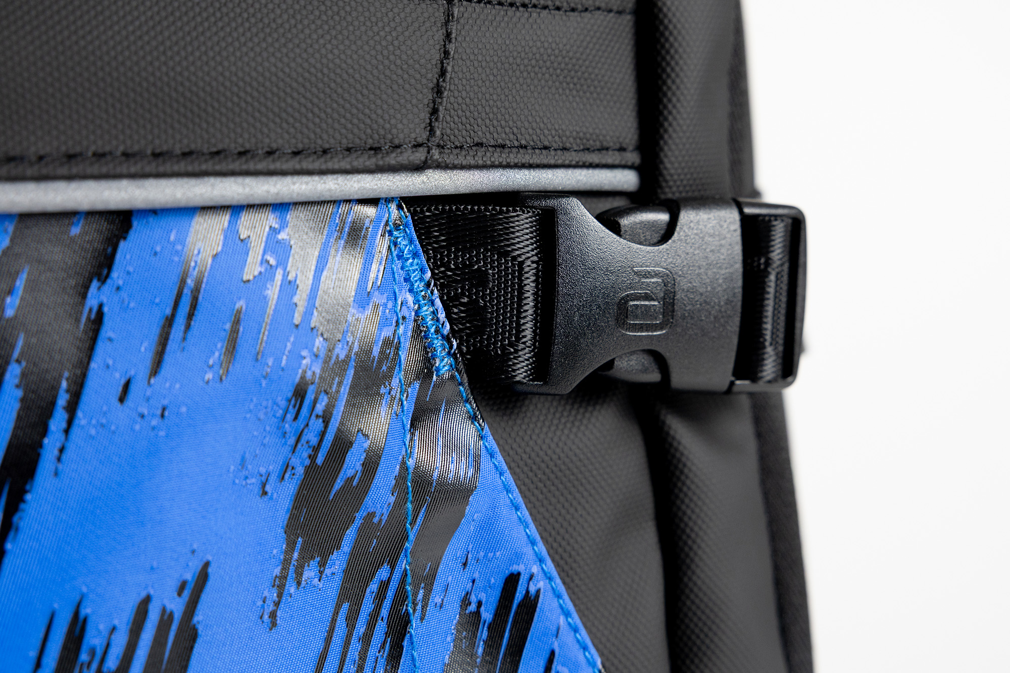 andro Rucksack Taiva blau/schwarz