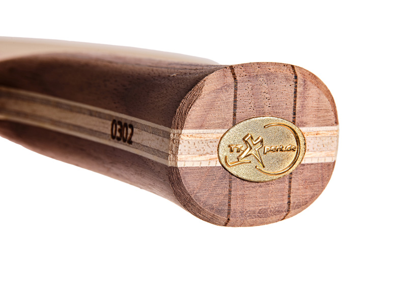 Holz Pure Control light by Martin Lodner