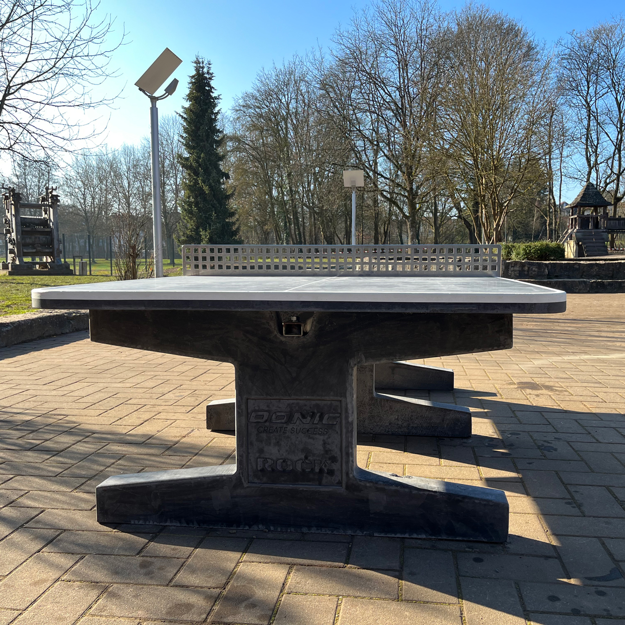 DONIC Rock Beton-Tischtennisplatte